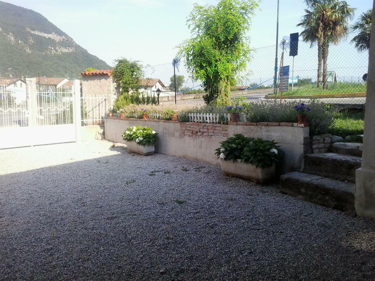 La Casa Bianca Apartment Roe Exterior photo
