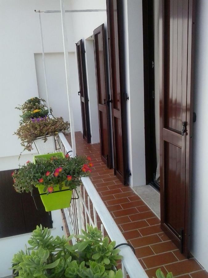 La Casa Bianca Apartment Roe Exterior photo